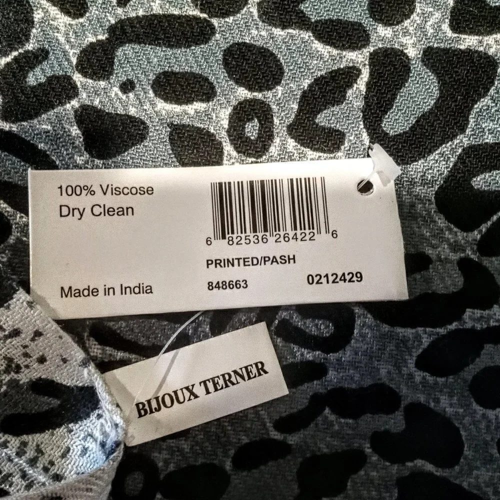 Bijoux Terner Fringed Animal Print Pashmina Wrap